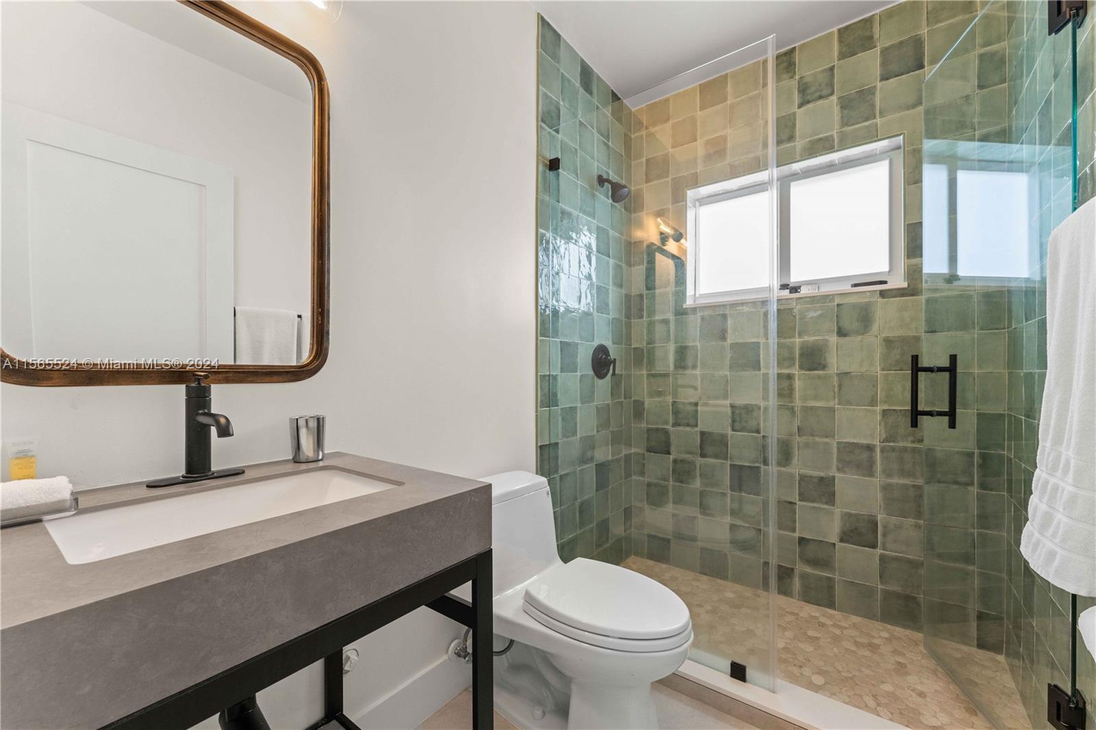 38 NE 50th St, Miami, Florida 33137, 4 Bedrooms Bedrooms, ,3 BathroomsBathrooms,Residentiallease,For Rent,38 NE 50th St,A11565524