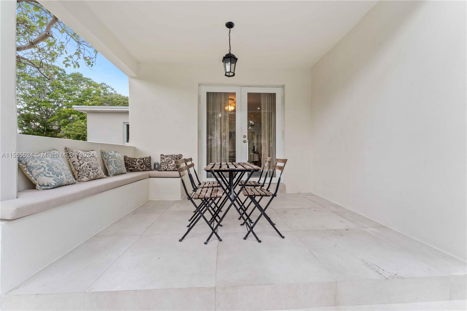 38 NE 50th St, Miami, Florida 33137, 4 Bedrooms Bedrooms, ,3 BathroomsBathrooms,Residentiallease,For Rent,38 NE 50th St,A11565524