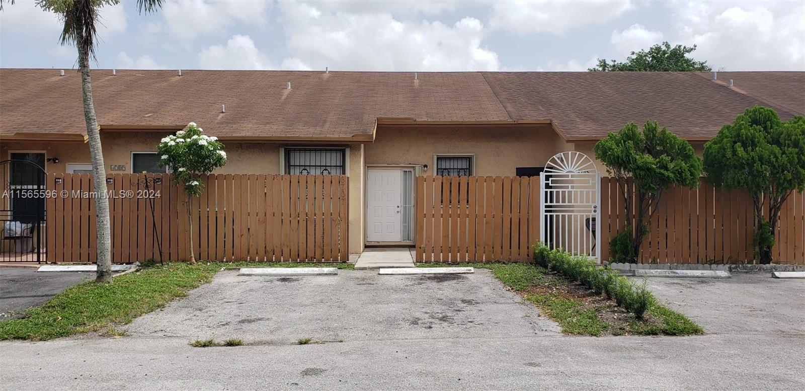 6707 NW 193rd Ln 0, Hialeah, Florida 33015, 2 Bedrooms Bedrooms, ,2 BathroomsBathrooms,Residentiallease,For Rent,6707 NW 193rd Ln 0,A11565596
