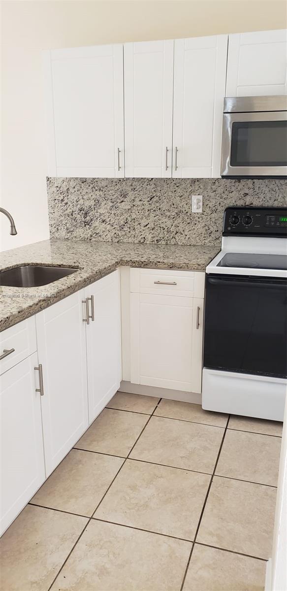 6707 NW 193rd Ln 0, Hialeah, Florida 33015, 2 Bedrooms Bedrooms, ,2 BathroomsBathrooms,Residentiallease,For Rent,6707 NW 193rd Ln 0,A11565596