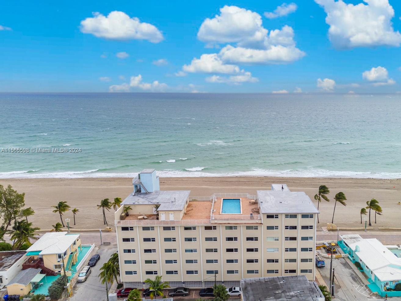 300 Oregon St 309, Hollywood, Florida 33019, 1 Bedroom Bedrooms, ,1 BathroomBathrooms,Residential,For Sale,300 Oregon St 309,A11565598