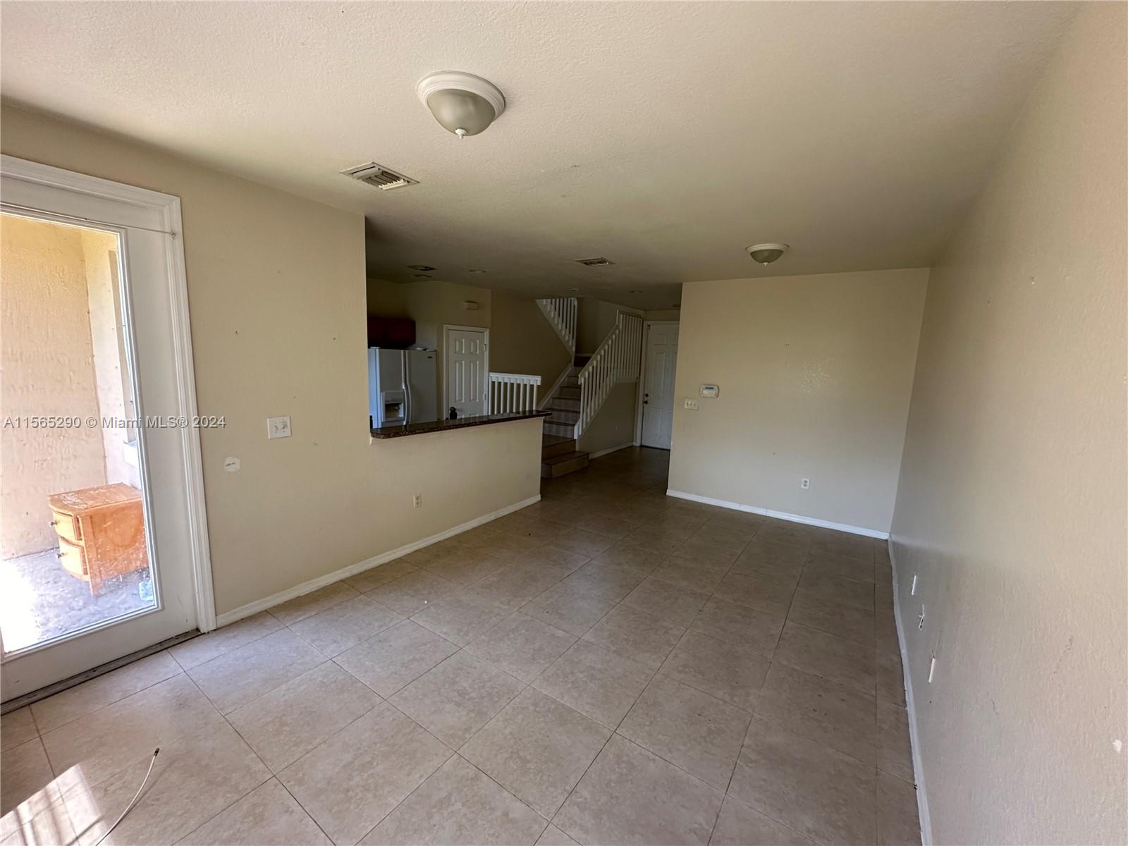 6052 SW 19th Ct, North Lauderdale, Florida 33068, 3 Bedrooms Bedrooms, ,3 BathroomsBathrooms,Residentiallease,For Rent,6052 SW 19th Ct,A11565290