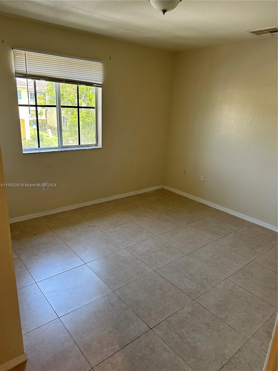 6052 SW 19th Ct, North Lauderdale, Florida 33068, 3 Bedrooms Bedrooms, ,3 BathroomsBathrooms,Residentiallease,For Rent,6052 SW 19th Ct,A11565290