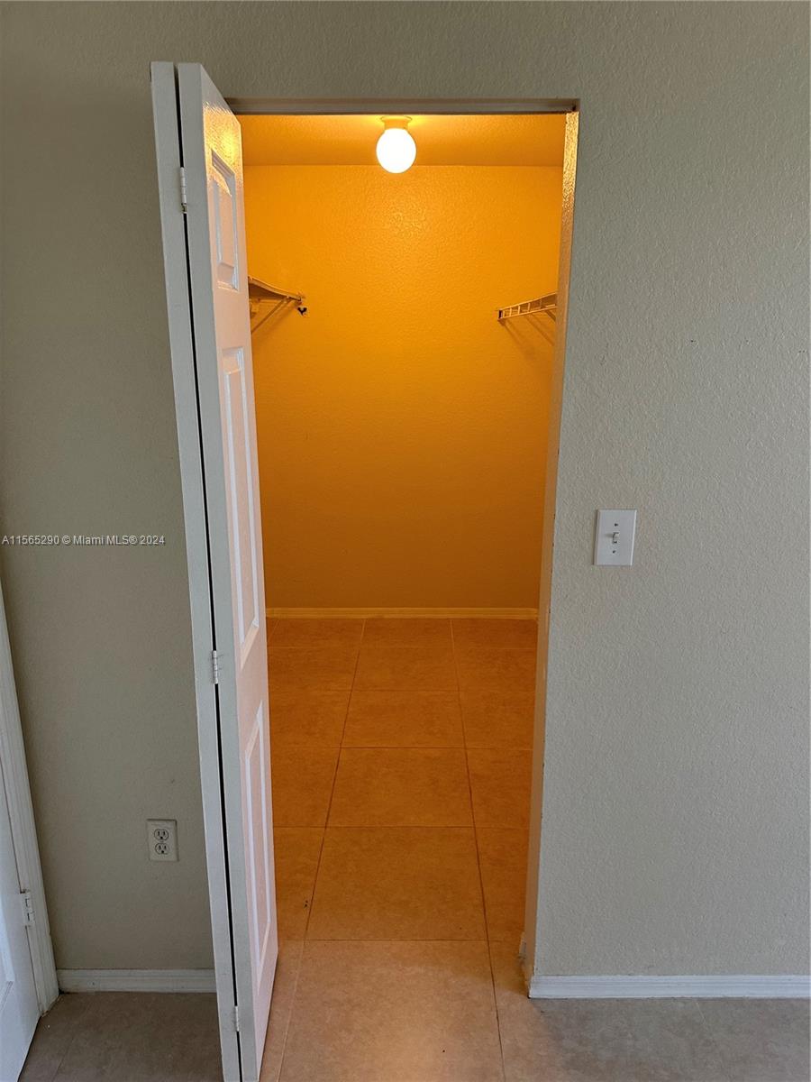 6052 SW 19th Ct, North Lauderdale, Florida 33068, 3 Bedrooms Bedrooms, ,3 BathroomsBathrooms,Residentiallease,For Rent,6052 SW 19th Ct,A11565290