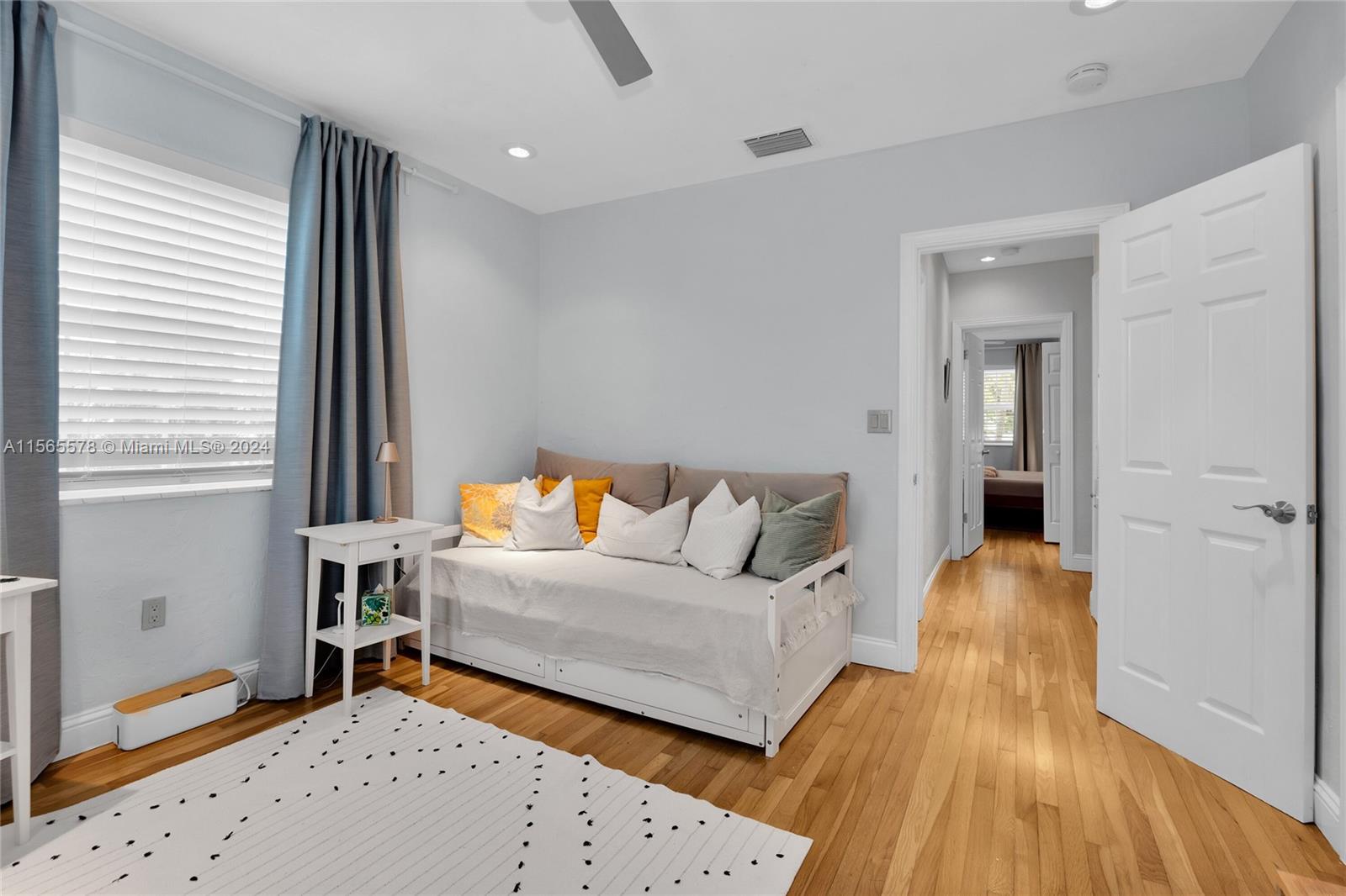 1811 Cortez St, Coral Gables, Florida 33134, 2 Bedrooms Bedrooms, ,2 BathroomsBathrooms,Residential,For Sale,1811 Cortez St,A11565578