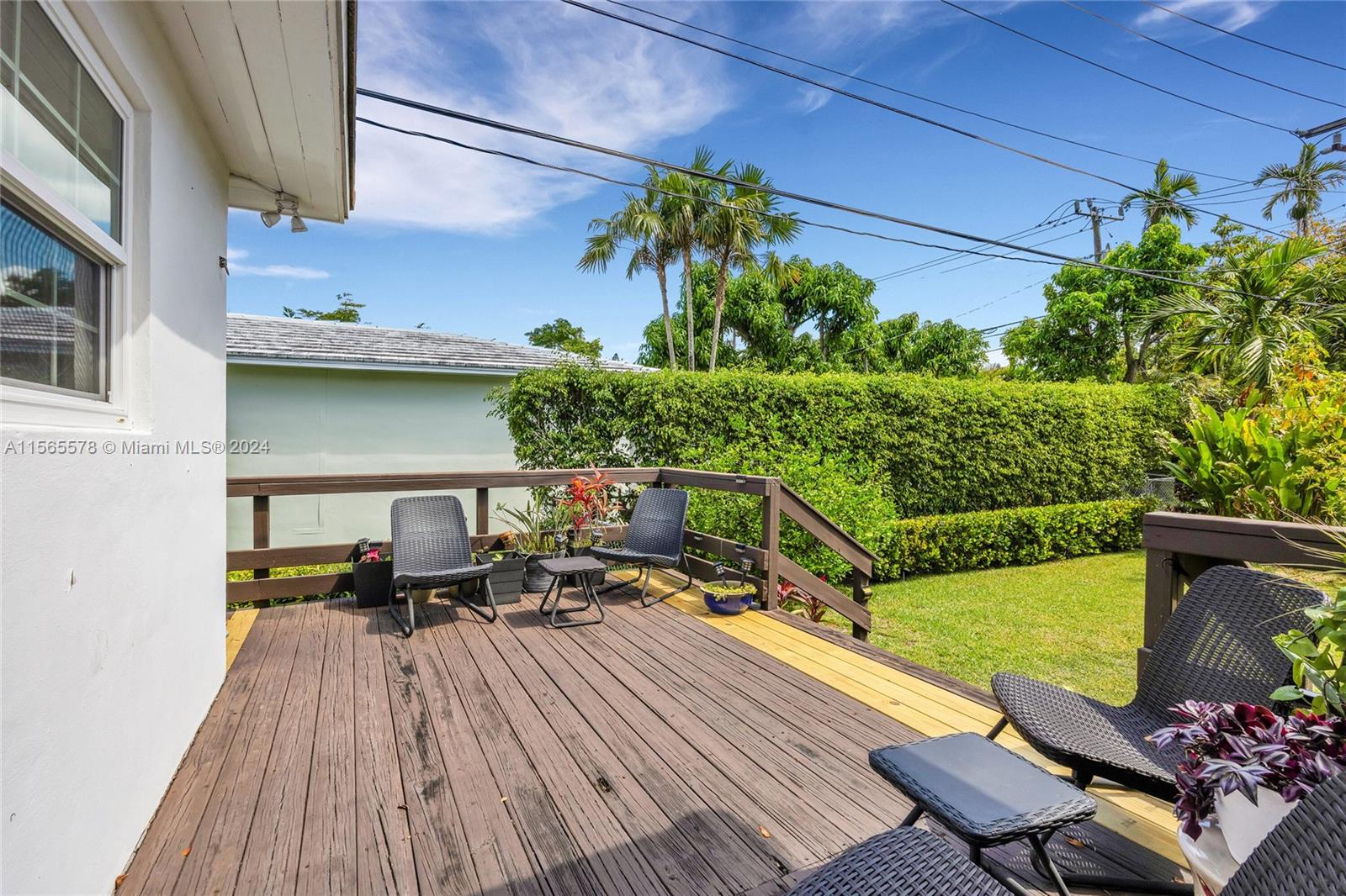 1811 Cortez St, Coral Gables, Florida 33134, 2 Bedrooms Bedrooms, ,2 BathroomsBathrooms,Residential,For Sale,1811 Cortez St,A11565578