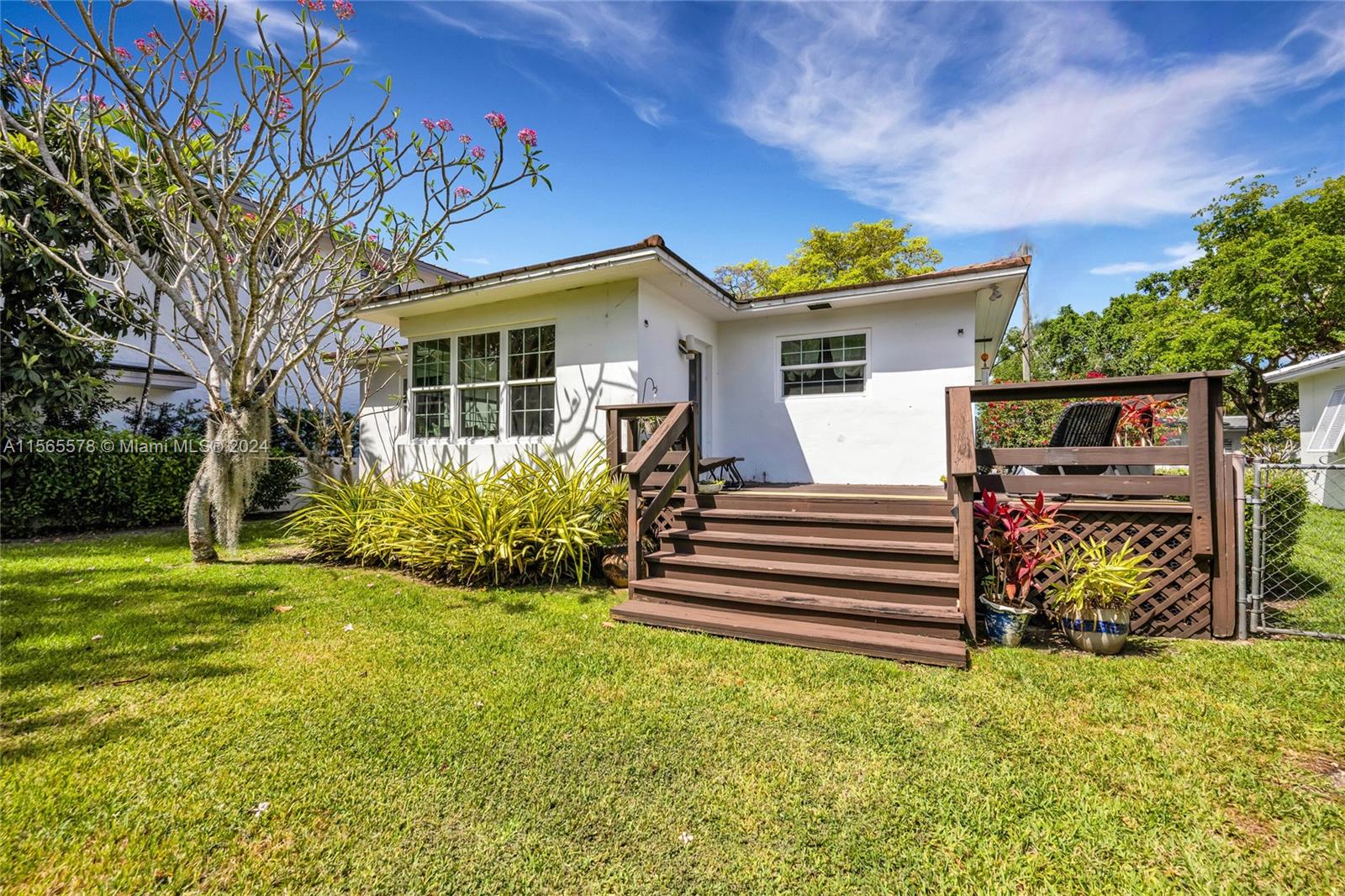 1811 Cortez St, Coral Gables, Florida 33134, 2 Bedrooms Bedrooms, ,2 BathroomsBathrooms,Residential,For Sale,1811 Cortez St,A11565578