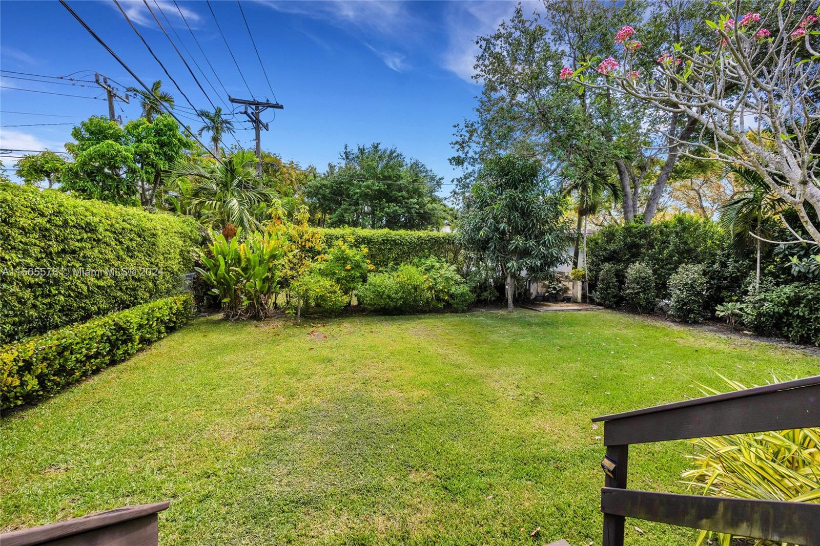 1811 Cortez St, Coral Gables, Florida 33134, 2 Bedrooms Bedrooms, ,2 BathroomsBathrooms,Residential,For Sale,1811 Cortez St,A11565578