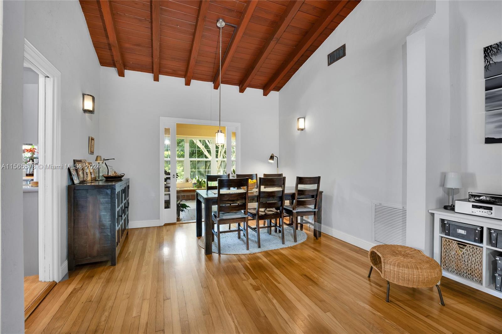 1811 Cortez St, Coral Gables, Florida 33134, 2 Bedrooms Bedrooms, ,2 BathroomsBathrooms,Residential,For Sale,1811 Cortez St,A11565578