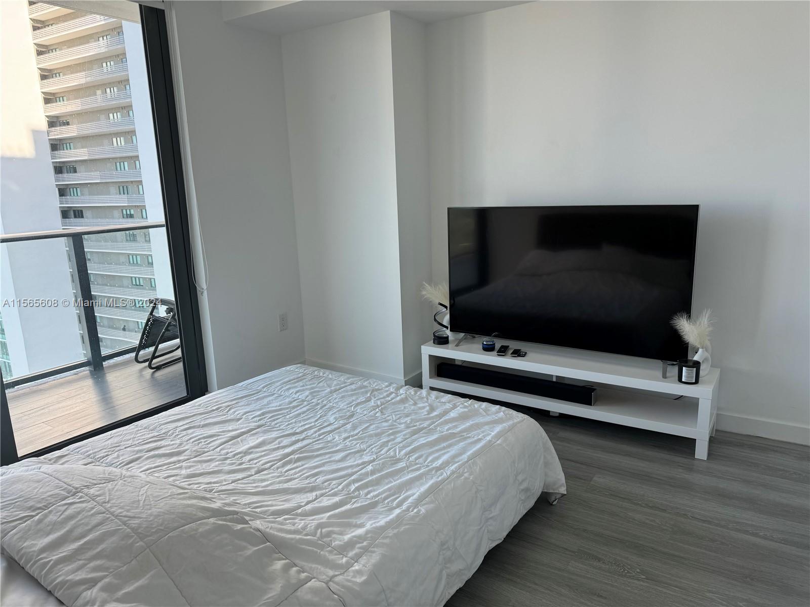 501 NE 31st St 2903, Miami, Florida 33137, 1 Bedroom Bedrooms, ,2 BathroomsBathrooms,Residentiallease,For Rent,501 NE 31st St 2903,A11565608
