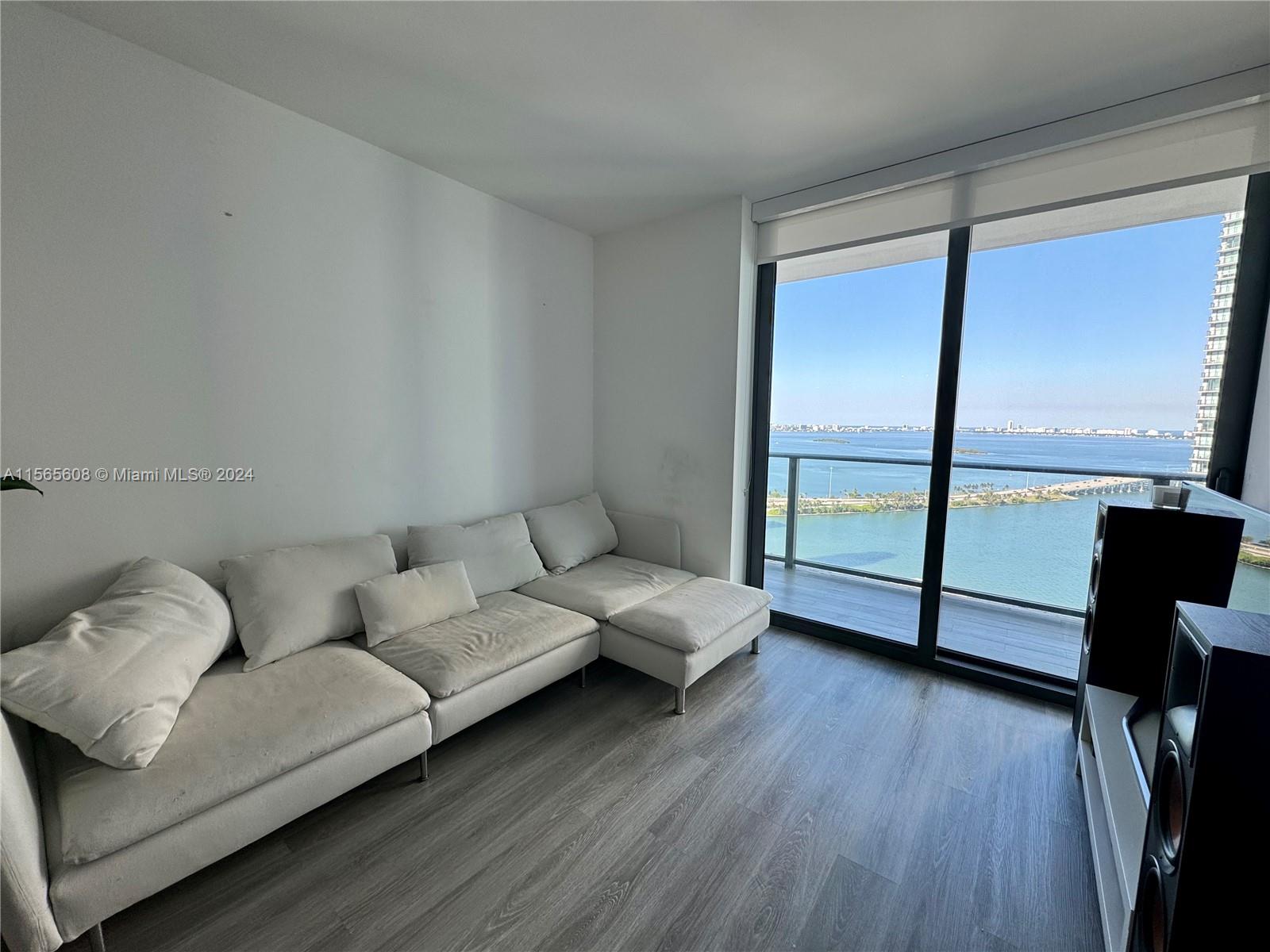 501 NE 31st St 2903, Miami, Florida 33137, 1 Bedroom Bedrooms, ,2 BathroomsBathrooms,Residentiallease,For Rent,501 NE 31st St 2903,A11565608