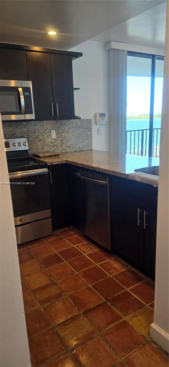 7899 NE Bayshore Ct 3G, Miami, Florida 33138, 2 Bedrooms Bedrooms, ,2 BathroomsBathrooms,Residential,For Sale,7899 NE Bayshore Ct 3G,A11565550