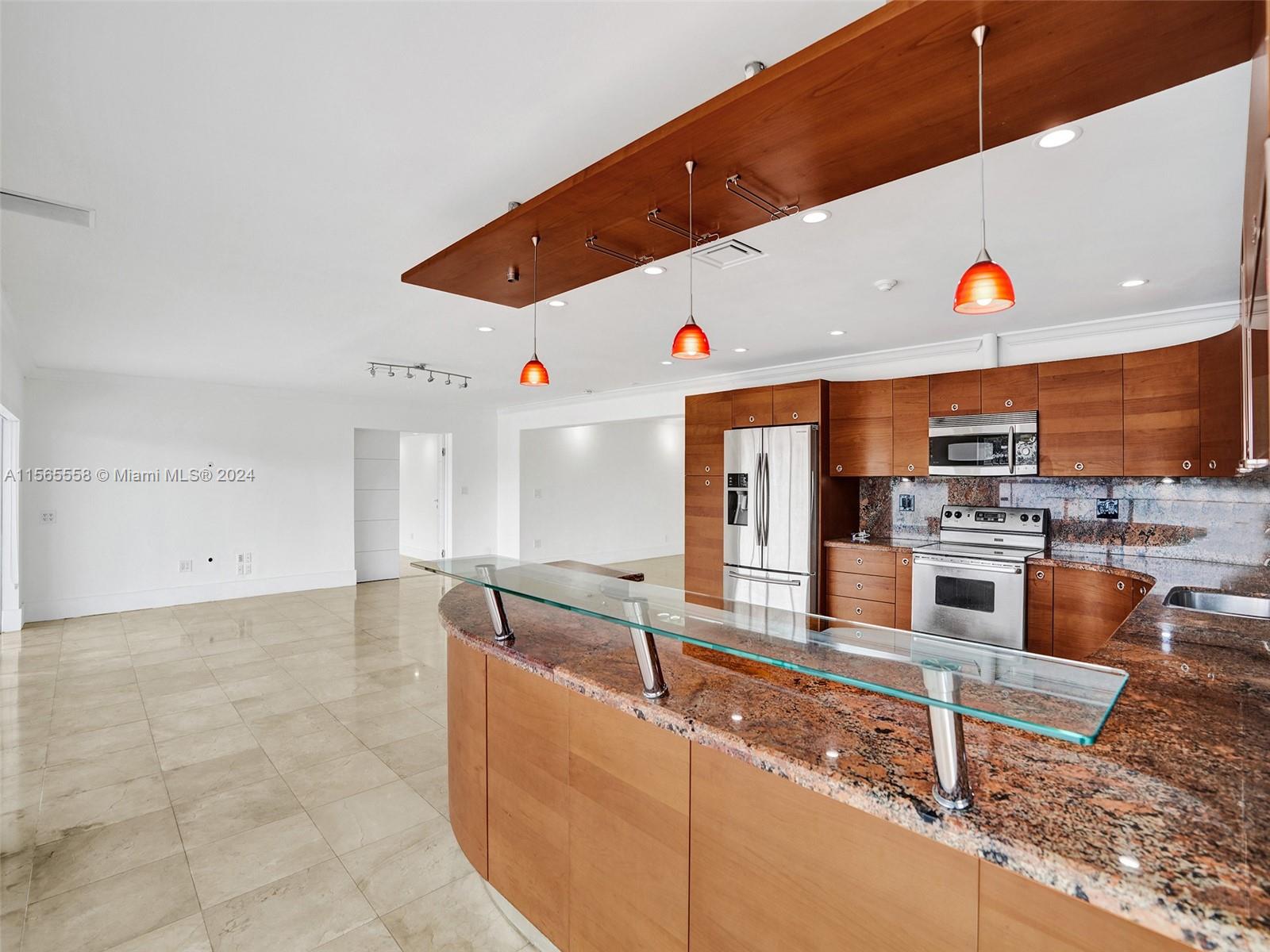 21010 NE 25th ct, North Miami Beach, Florida 33180, 5 Bedrooms Bedrooms, ,3 BathroomsBathrooms,Residentiallease,For Rent,21010 NE 25th ct,A11565558