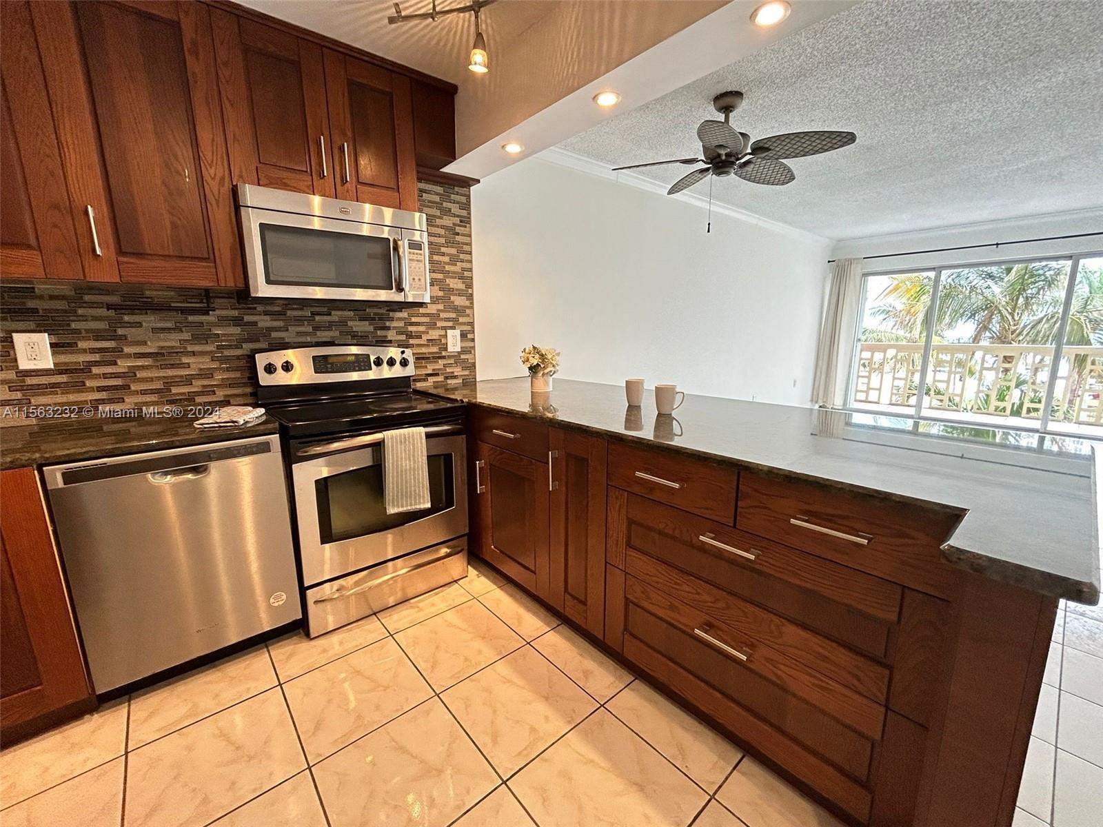 600 NE 25th St 44, Miami, Florida 33137, 1 Bedroom Bedrooms, ,1 BathroomBathrooms,Residential,For Sale,600 NE 25th St 44,A11563232