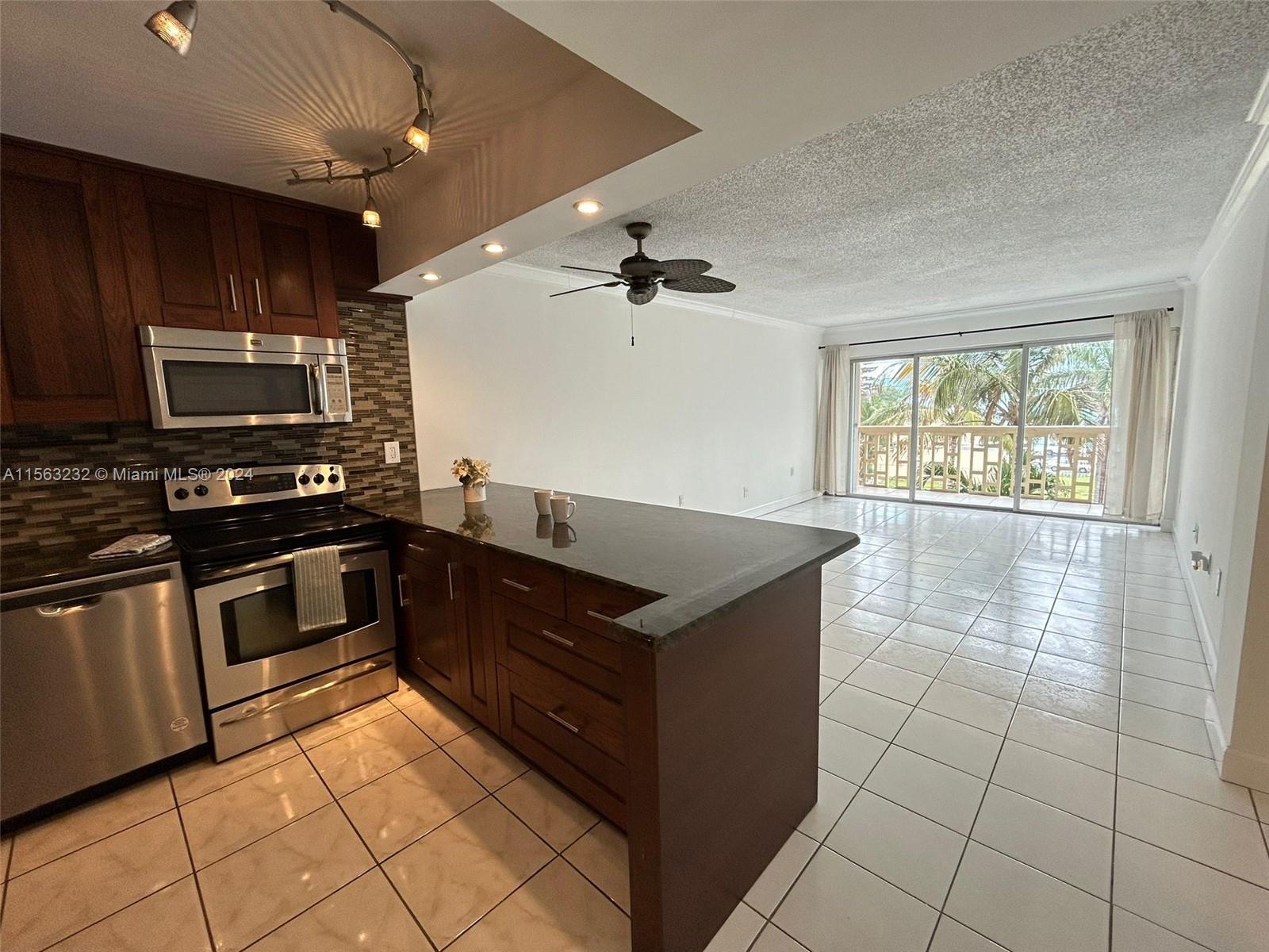 600 NE 25th St 44, Miami, Florida 33137, 1 Bedroom Bedrooms, ,1 BathroomBathrooms,Residential,For Sale,600 NE 25th St 44,A11563232