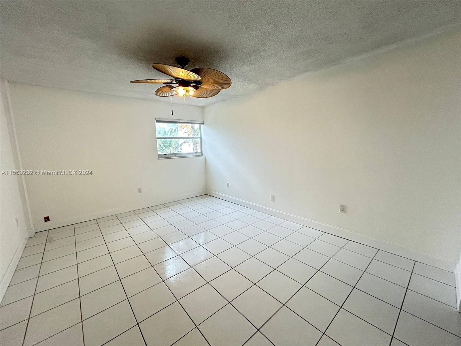600 NE 25th St 44, Miami, Florida 33137, 1 Bedroom Bedrooms, ,1 BathroomBathrooms,Residential,For Sale,600 NE 25th St 44,A11563232