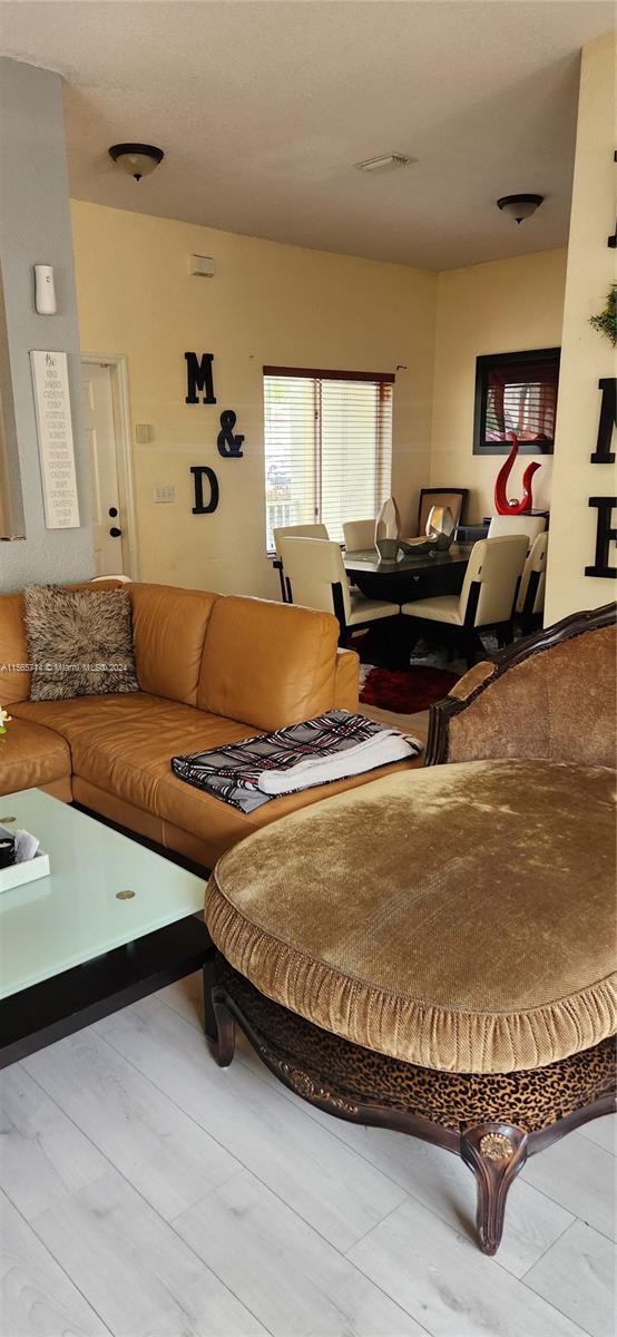 2342 SE 21th Street, Homestead, Florida 33035, 3 Bedrooms Bedrooms, ,2 BathroomsBathrooms,Residential,For Sale,2342 SE 21th Street,A11565714