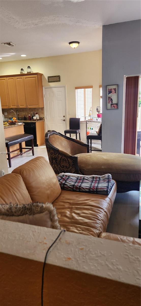 2342 SE 21th Street, Homestead, Florida 33035, 3 Bedrooms Bedrooms, ,2 BathroomsBathrooms,Residential,For Sale,2342 SE 21th Street,A11565714