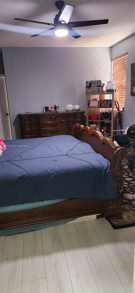 2342 SE 21th Street, Homestead, Florida 33035, 3 Bedrooms Bedrooms, ,2 BathroomsBathrooms,Residential,For Sale,2342 SE 21th Street,A11565714