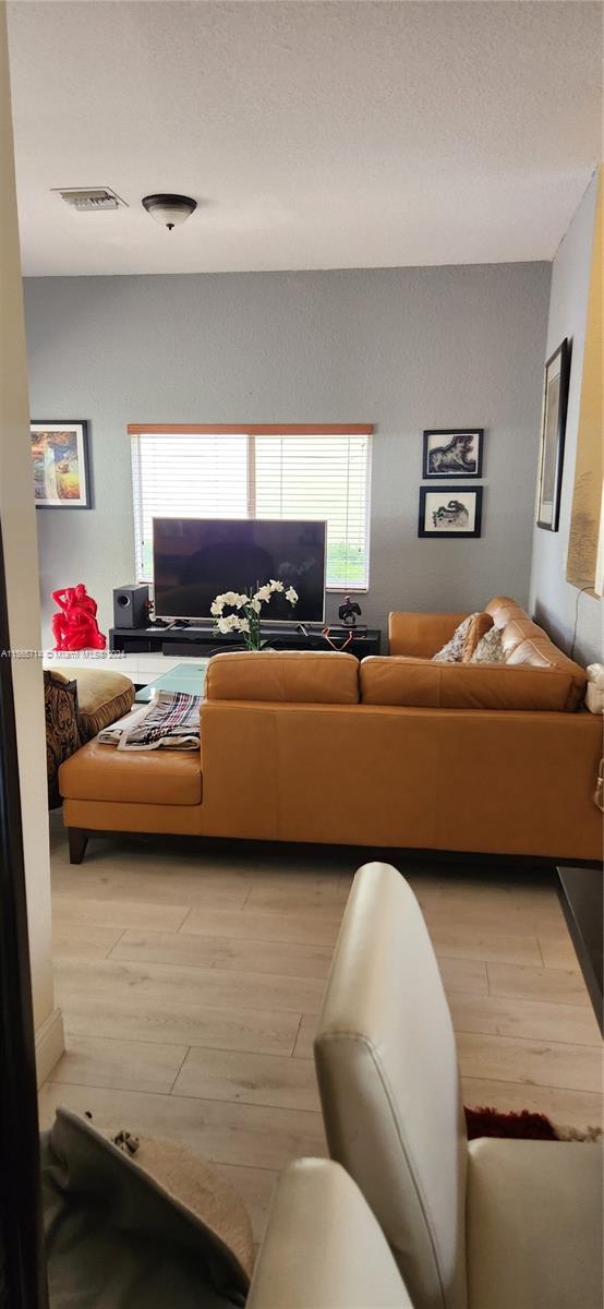 2342 SE 21th Street, Homestead, Florida 33035, 3 Bedrooms Bedrooms, ,2 BathroomsBathrooms,Residential,For Sale,2342 SE 21th Street,A11565714