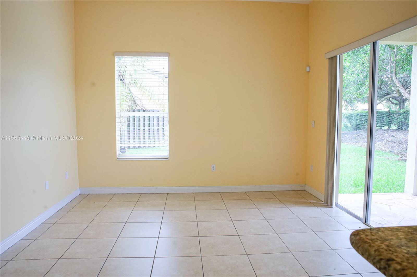 3488 NE 1st St 3488, Homestead, Florida 33033, 3 Bedrooms Bedrooms, ,2 BathroomsBathrooms,Residentiallease,For Rent,3488 NE 1st St 3488,A11565446