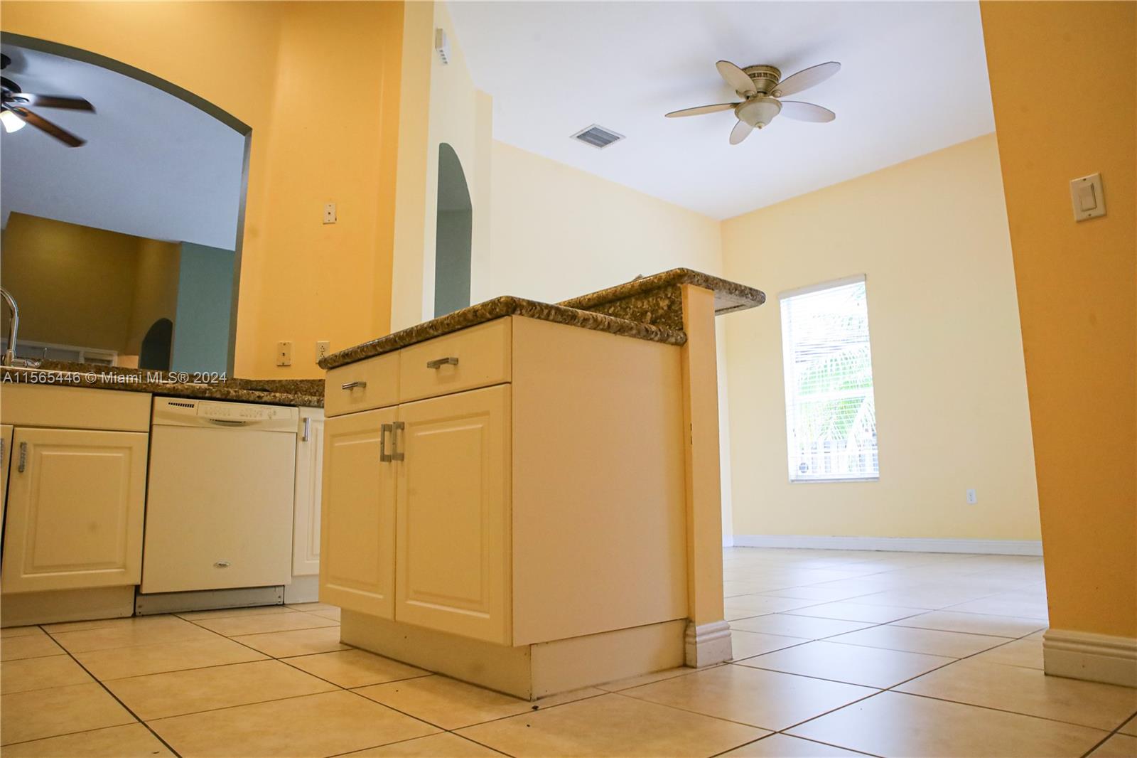 3488 NE 1st St 3488, Homestead, Florida 33033, 3 Bedrooms Bedrooms, ,2 BathroomsBathrooms,Residentiallease,For Rent,3488 NE 1st St 3488,A11565446