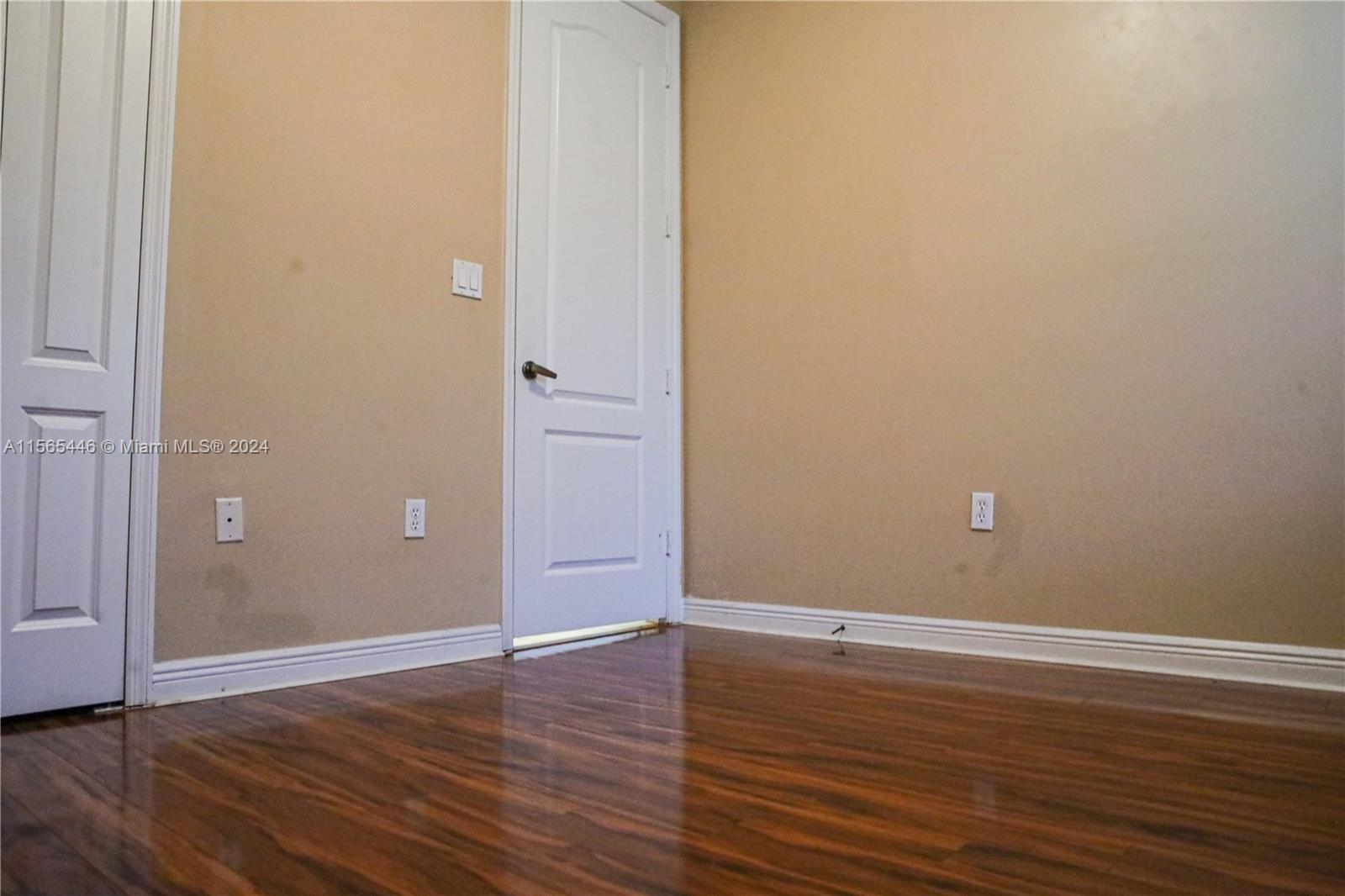 3488 NE 1st St 3488, Homestead, Florida 33033, 3 Bedrooms Bedrooms, ,2 BathroomsBathrooms,Residentiallease,For Rent,3488 NE 1st St 3488,A11565446