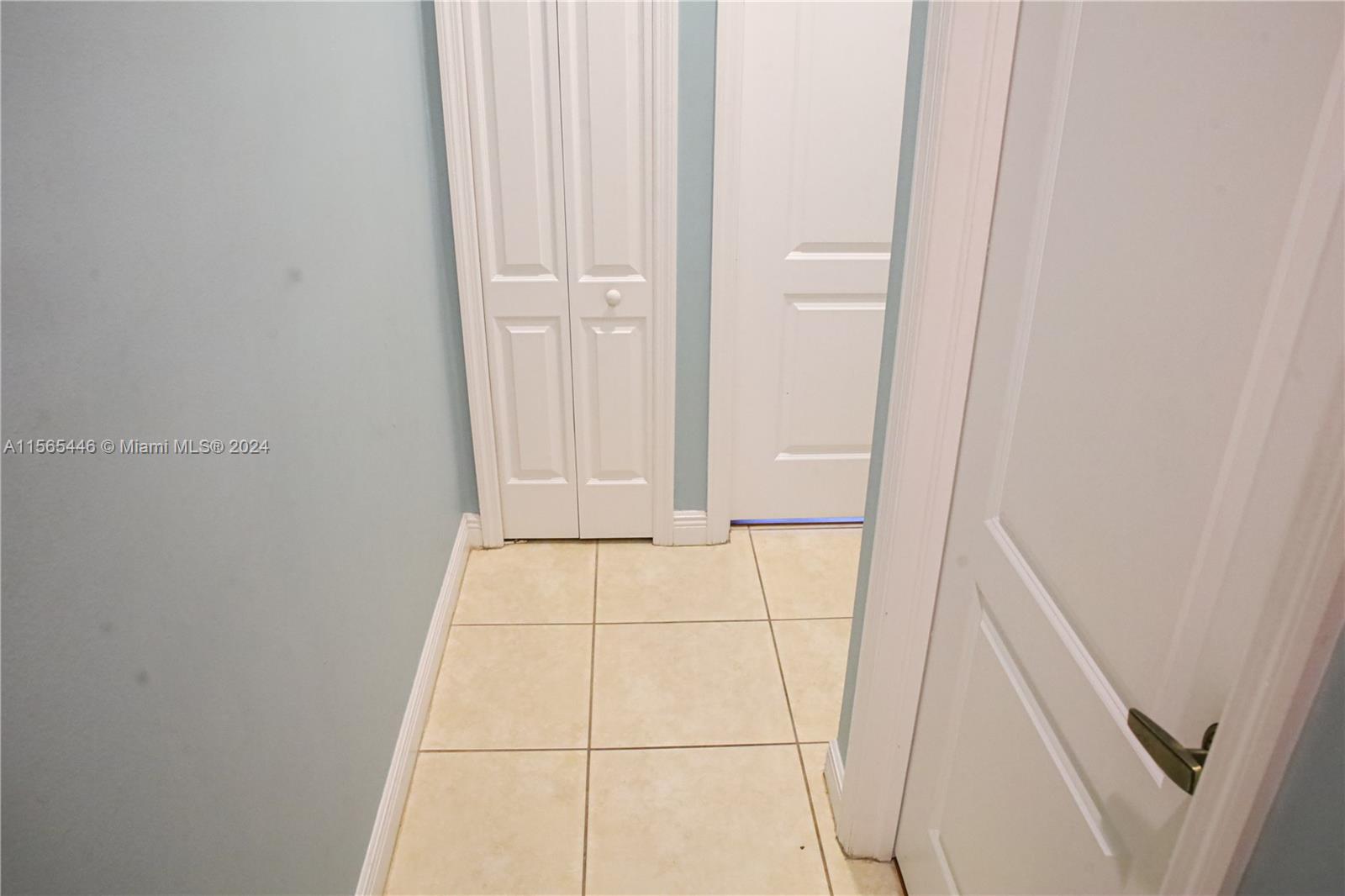 3488 NE 1st St 3488, Homestead, Florida 33033, 3 Bedrooms Bedrooms, ,2 BathroomsBathrooms,Residentiallease,For Rent,3488 NE 1st St 3488,A11565446