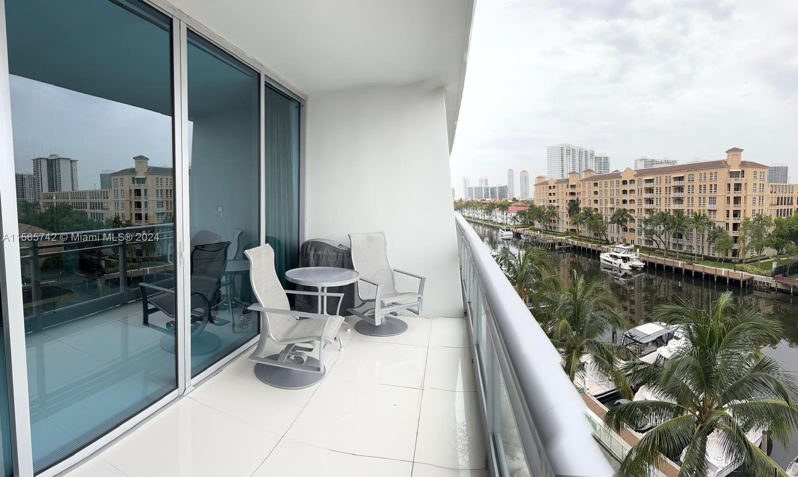 2950 NE 188th St 403, Aventura, Florida 33180, 1 Bedroom Bedrooms, ,2 BathroomsBathrooms,Residentiallease,For Rent,2950 NE 188th St 403,A11565742