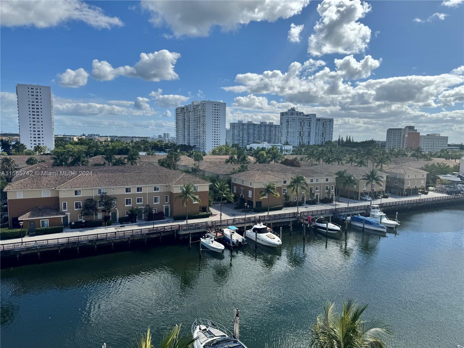 2950 NE 188th St 403, Aventura, Florida 33180, 1 Bedroom Bedrooms, ,2 BathroomsBathrooms,Residentiallease,For Rent,2950 NE 188th St 403,A11565742