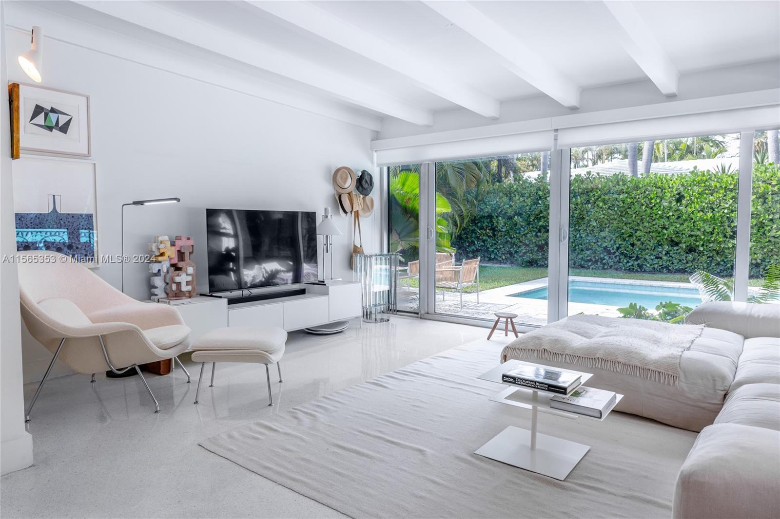 635 NE 52nd St, Miami, Florida 33137, 2 Bedrooms Bedrooms, ,2 BathroomsBathrooms,Residentiallease,For Rent,635 NE 52nd St,A11565353