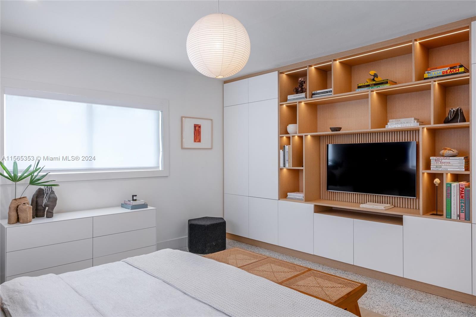 635 NE 52nd St, Miami, Florida 33137, 2 Bedrooms Bedrooms, ,2 BathroomsBathrooms,Residentiallease,For Rent,635 NE 52nd St,A11565353