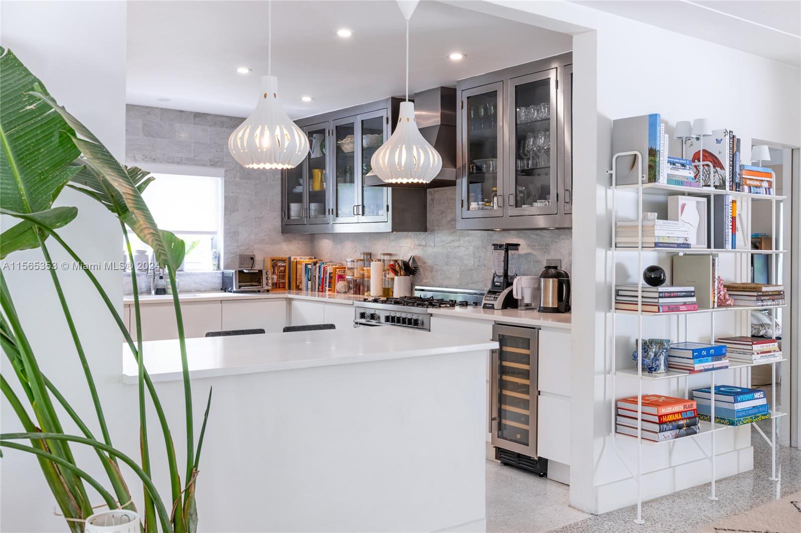 635 NE 52nd St, Miami, Florida 33137, 2 Bedrooms Bedrooms, ,2 BathroomsBathrooms,Residentiallease,For Rent,635 NE 52nd St,A11565353