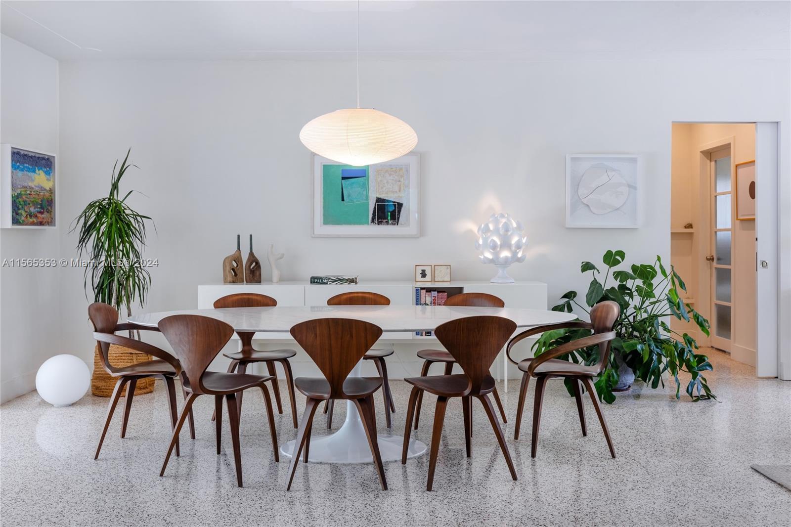 635 NE 52nd St, Miami, Florida 33137, 2 Bedrooms Bedrooms, ,2 BathroomsBathrooms,Residentiallease,For Rent,635 NE 52nd St,A11565353