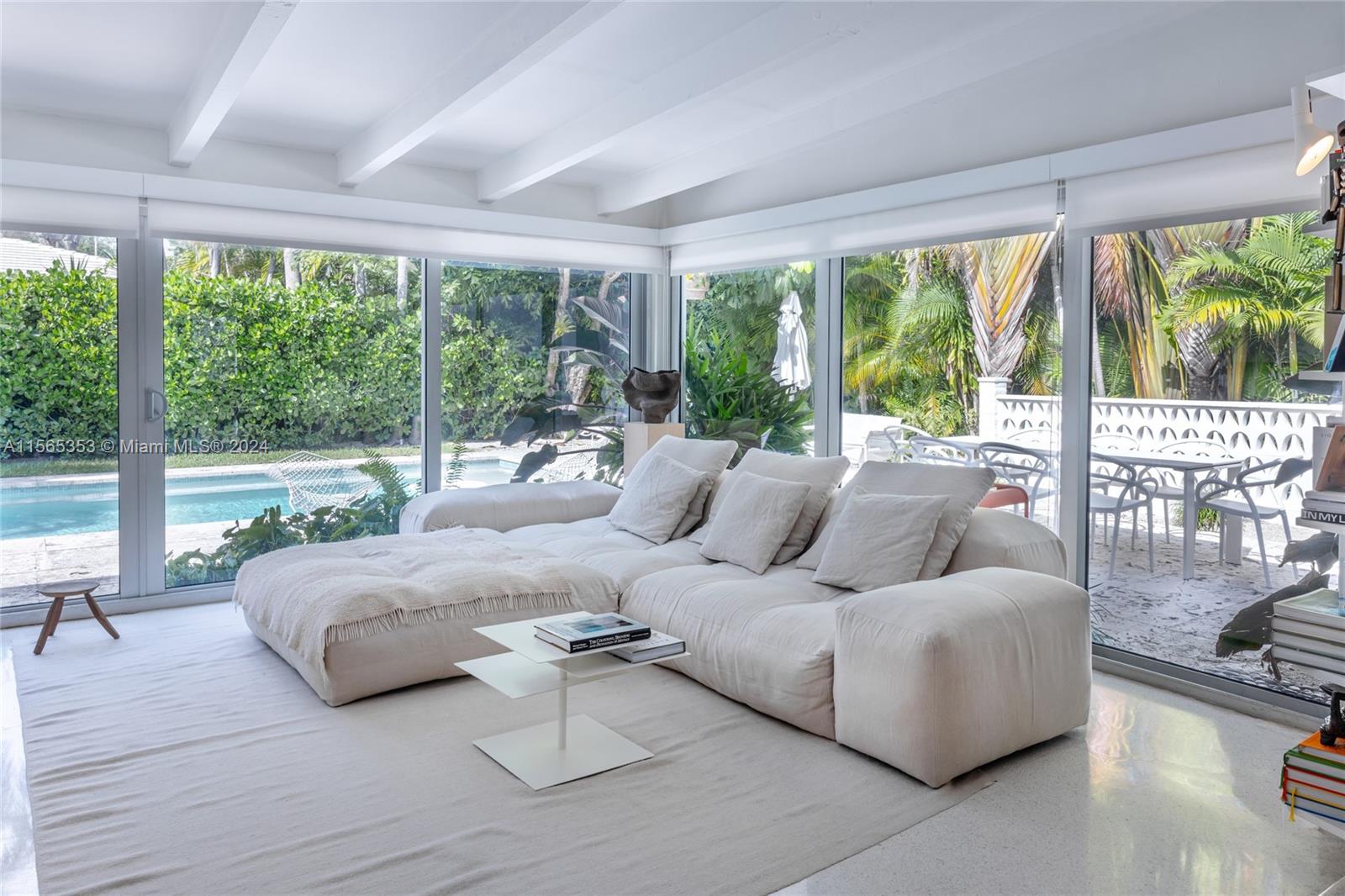 635 NE 52nd St, Miami, Florida 33137, 2 Bedrooms Bedrooms, ,2 BathroomsBathrooms,Residentiallease,For Rent,635 NE 52nd St,A11565353