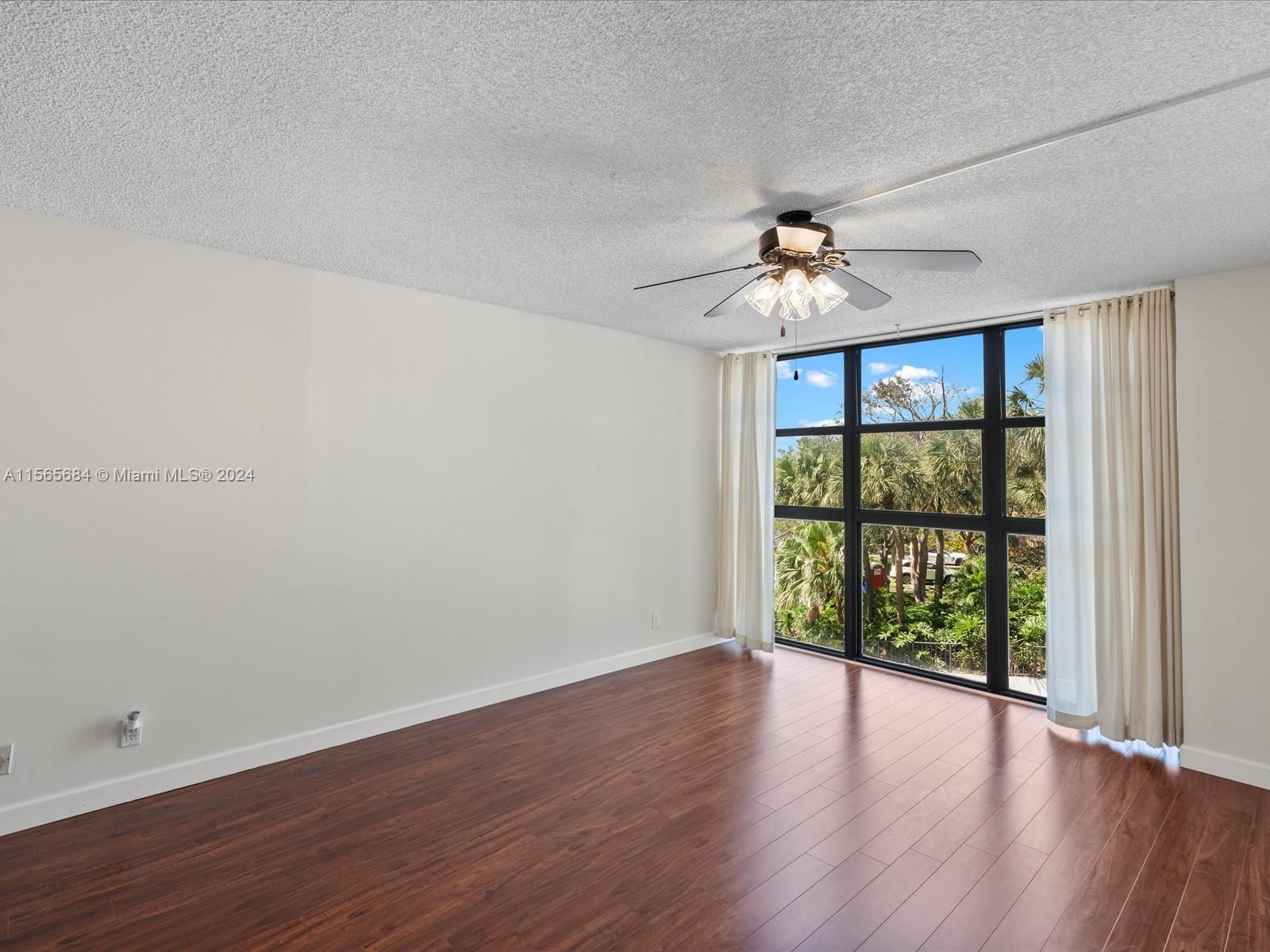 200 Leslie Dr 329, Hallandale Beach, Florida 33009, 1 Bedroom Bedrooms, ,2 BathroomsBathrooms,Residential,For Sale,200 Leslie Dr 329,A11565684