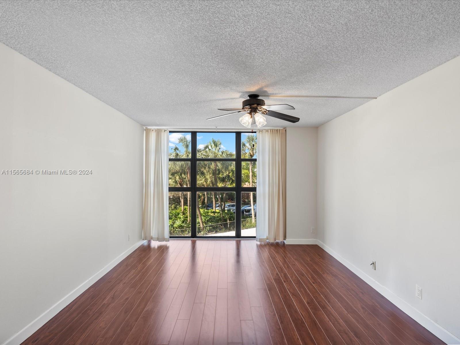 200 Leslie Dr 329, Hallandale Beach, Florida 33009, 1 Bedroom Bedrooms, ,2 BathroomsBathrooms,Residential,For Sale,200 Leslie Dr 329,A11565684