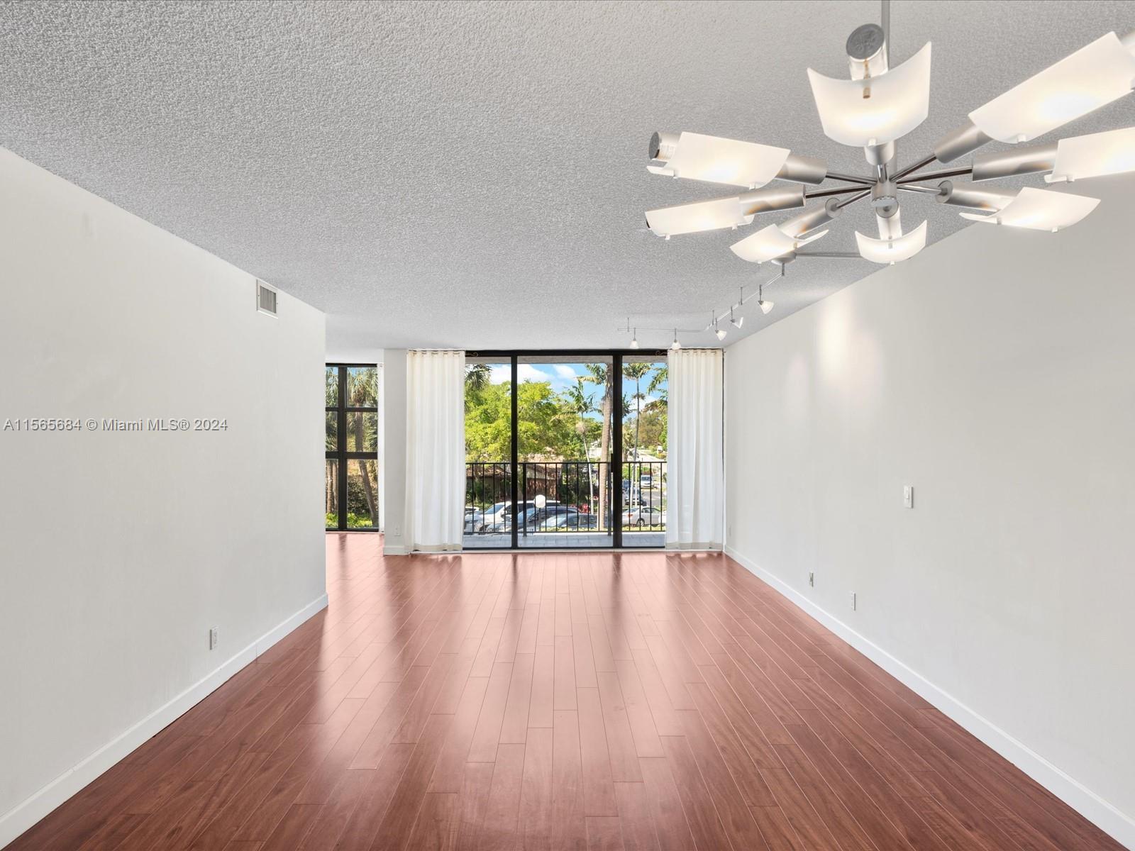 200 Leslie Dr 329, Hallandale Beach, Florida 33009, 1 Bedroom Bedrooms, ,2 BathroomsBathrooms,Residential,For Sale,200 Leslie Dr 329,A11565684