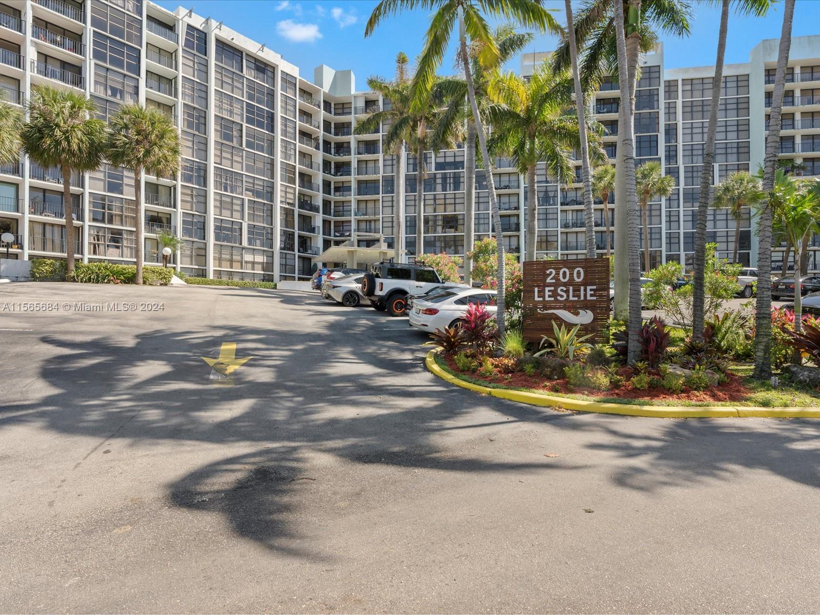 200 Leslie Dr 329, Hallandale Beach, Florida 33009, 1 Bedroom Bedrooms, ,2 BathroomsBathrooms,Residential,For Sale,200 Leslie Dr 329,A11565684