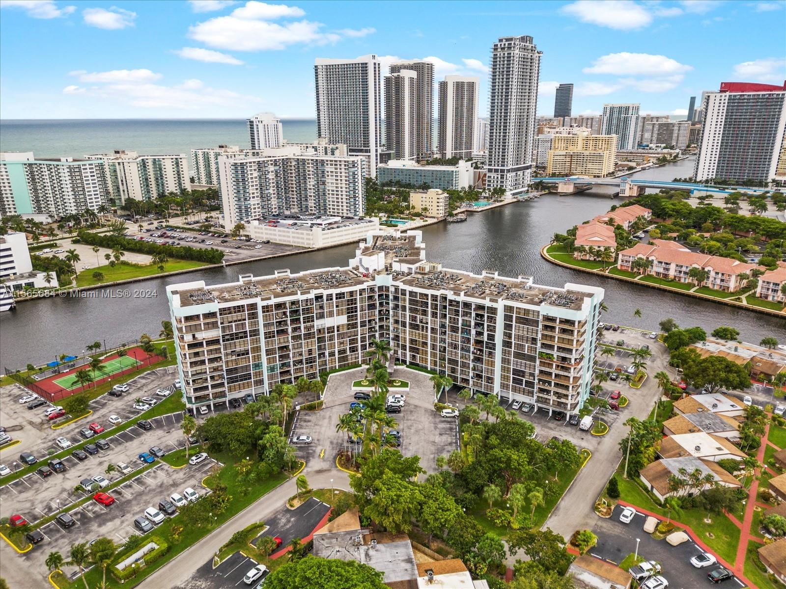 200 Leslie Dr 329, Hallandale Beach, Florida 33009, 1 Bedroom Bedrooms, ,2 BathroomsBathrooms,Residential,For Sale,200 Leslie Dr 329,A11565684