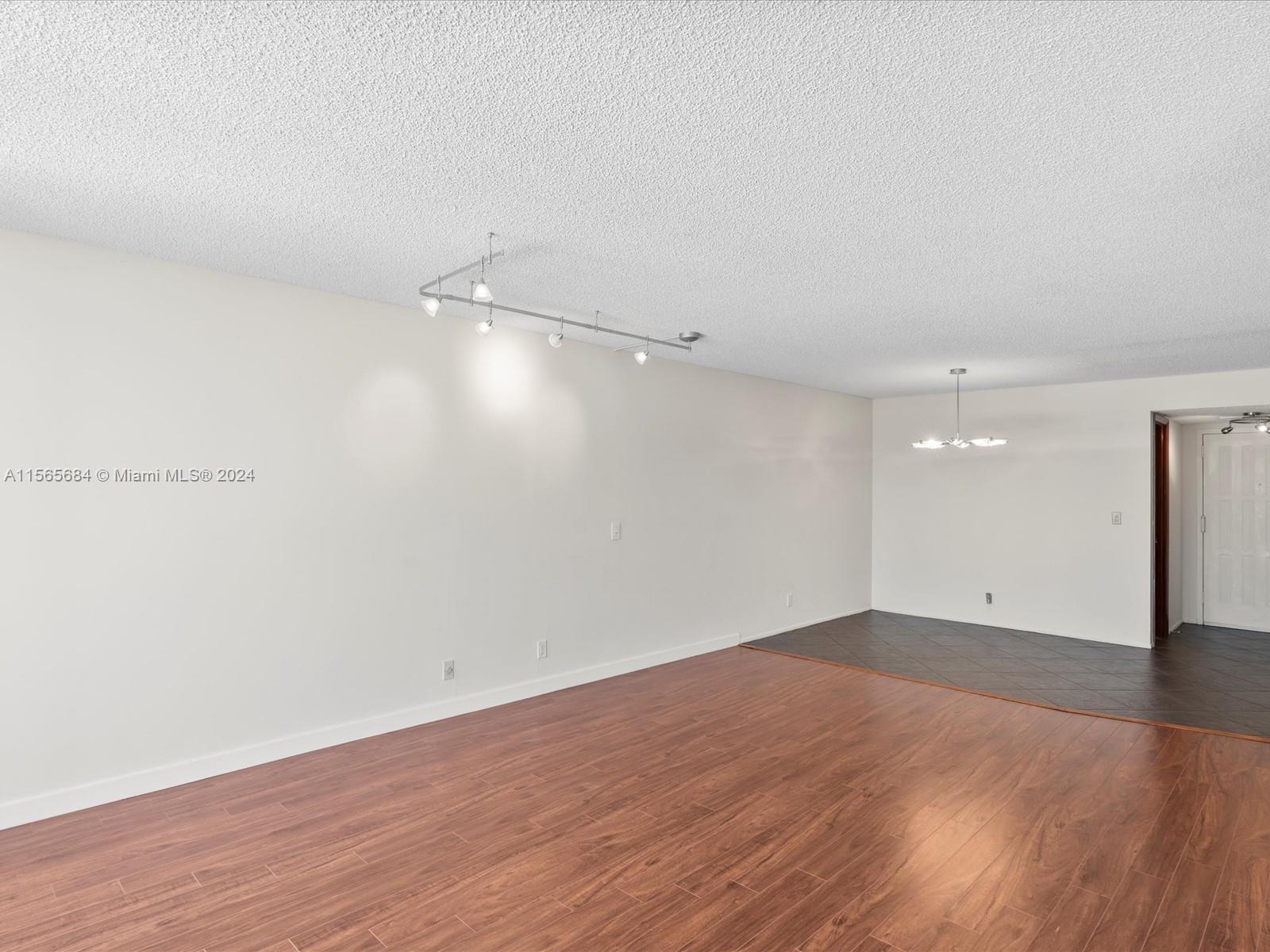 200 Leslie Dr 329, Hallandale Beach, Florida 33009, 1 Bedroom Bedrooms, ,2 BathroomsBathrooms,Residential,For Sale,200 Leslie Dr 329,A11565684