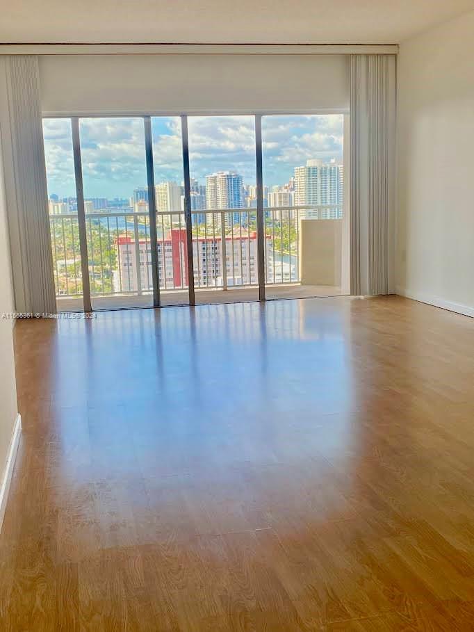 1985 S Ocean Dr 22A, Hallandale Beach, Florida 33009, 1 Bedroom Bedrooms, ,1 BathroomBathrooms,Residentiallease,For Rent,1985 S Ocean Dr 22A,A11565361