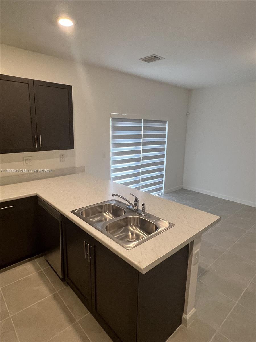 28735 SW 132nd Ct, Homestead, Florida 33033, 3 Bedrooms Bedrooms, ,2 BathroomsBathrooms,Residentiallease,For Rent,28735 SW 132nd Ct,A11565642