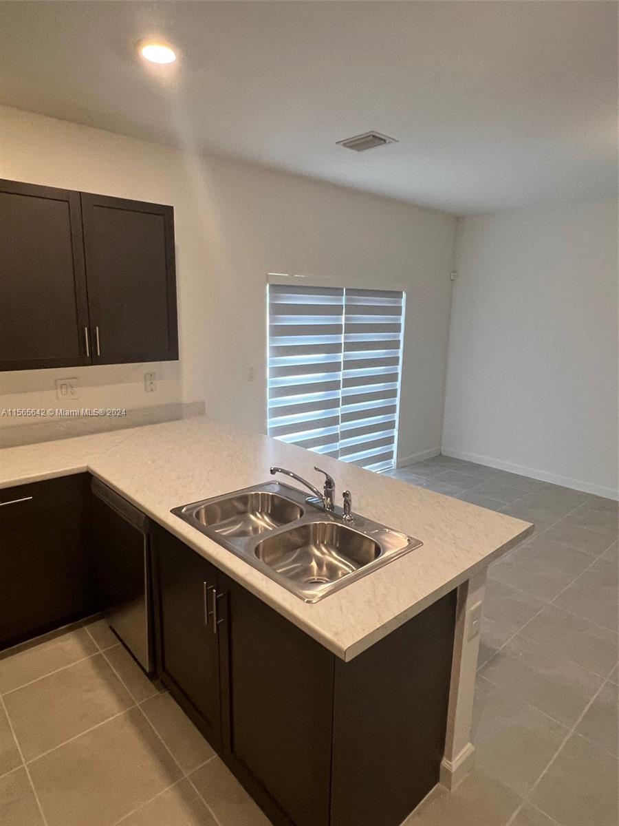 28735 SW 132nd Ct, Homestead, Florida 33033, 3 Bedrooms Bedrooms, ,2 BathroomsBathrooms,Residentiallease,For Rent,28735 SW 132nd Ct,A11565642