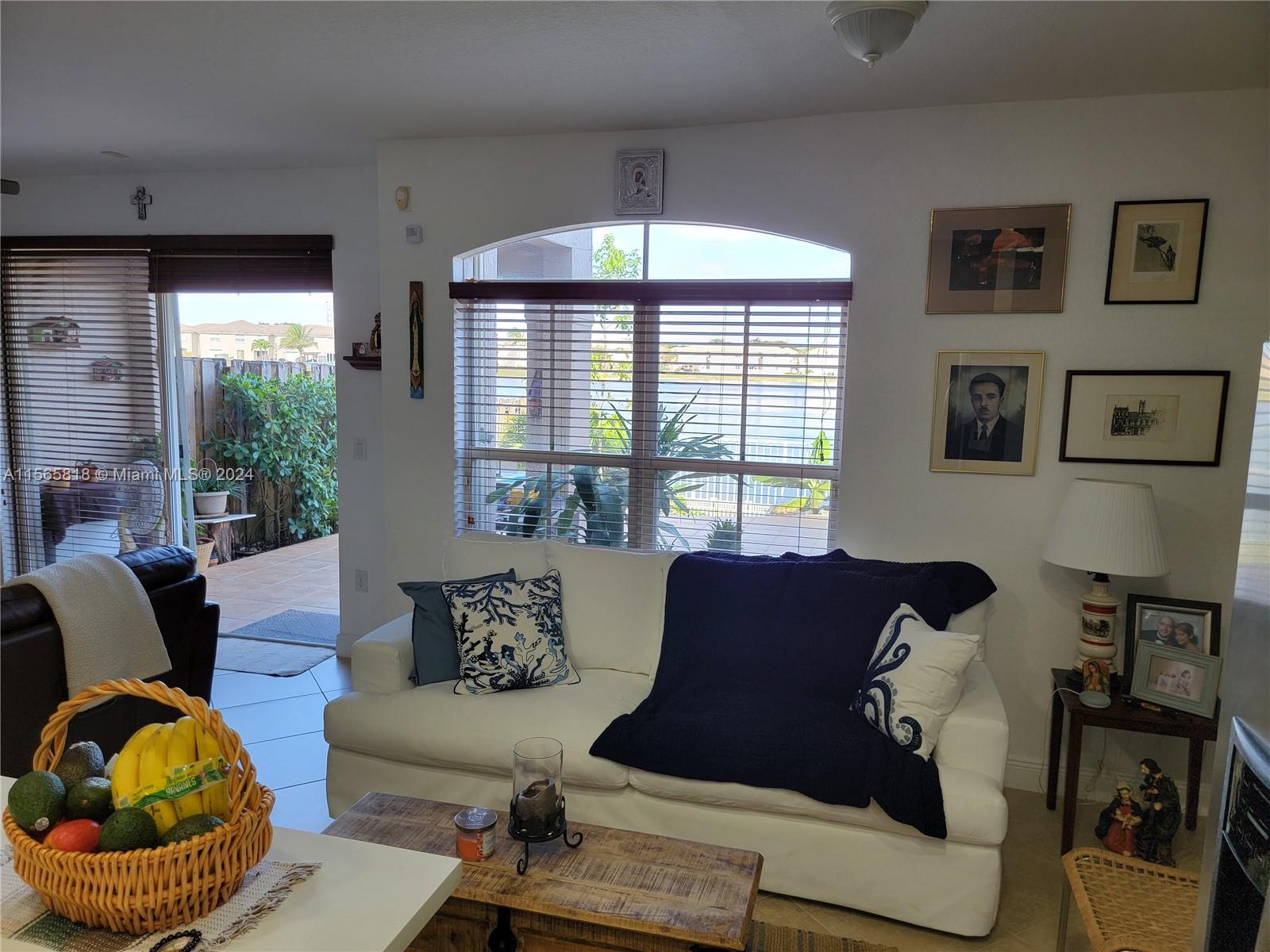 15375 SW 9th Way 15375, Miami, Florida 33194, 3 Bedrooms Bedrooms, ,2 BathroomsBathrooms,Residentiallease,For Rent,15375 SW 9th Way 15375,A11565818