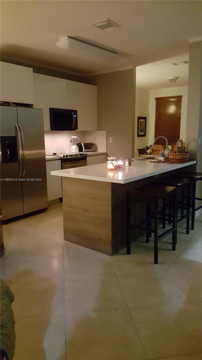 15375 SW 9th Way 15375, Miami, Florida 33194, 3 Bedrooms Bedrooms, ,2 BathroomsBathrooms,Residentiallease,For Rent,15375 SW 9th Way 15375,A11565818