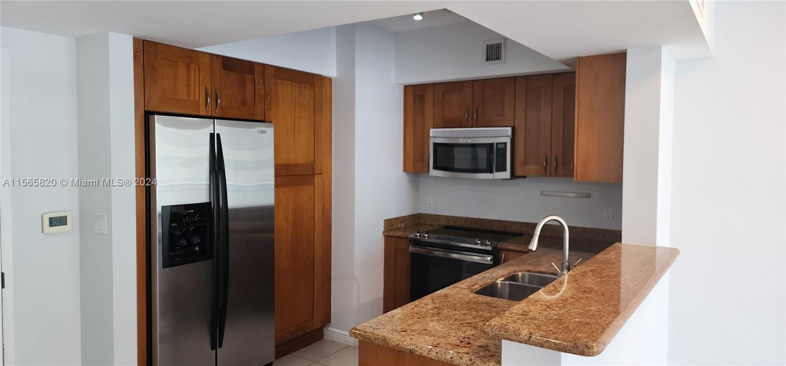 1745 E Hallandale Beach Blvd 2304W, Hallandale Beach, Florida 33009, 1 Bedroom Bedrooms, ,1 BathroomBathrooms,Residentiallease,For Rent,1745 E Hallandale Beach Blvd 2304W,A11565820