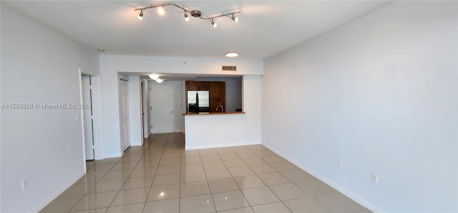 1745 E Hallandale Beach Blvd 2304W, Hallandale Beach, Florida 33009, 1 Bedroom Bedrooms, ,1 BathroomBathrooms,Residentiallease,For Rent,1745 E Hallandale Beach Blvd 2304W,A11565820