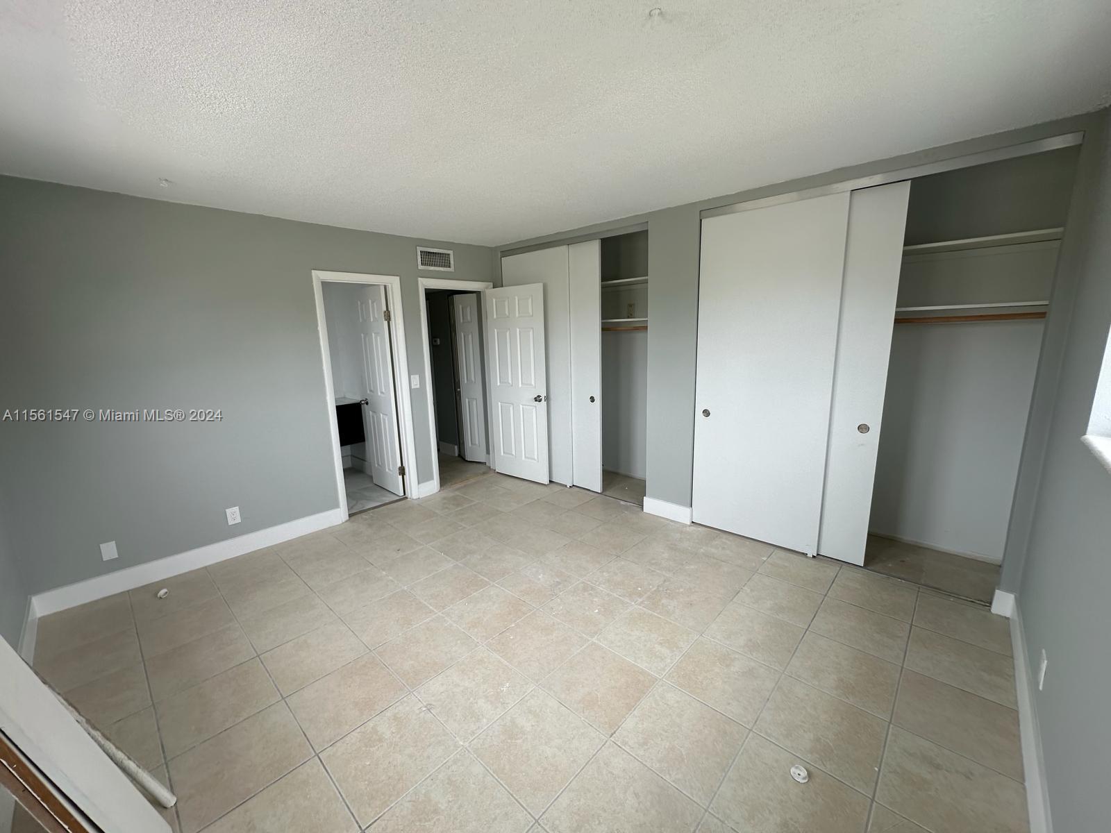 1100 NE 1st Ct 201, Hallandale Beach, Florida 33009, 2 Bedrooms Bedrooms, ,2 BathroomsBathrooms,Residentiallease,For Rent,1100 NE 1st Ct 201,A11561547