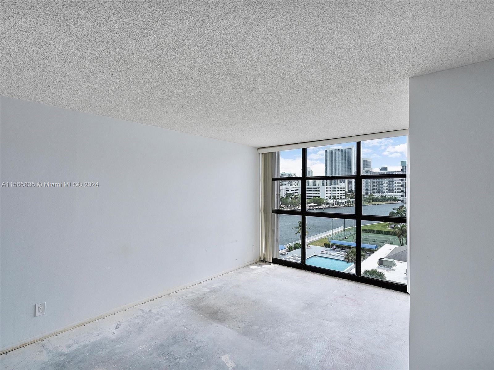 600 Parkview Dr 718, Hallandale Beach, Florida 33009, 2 Bedrooms Bedrooms, ,2 BathroomsBathrooms,Residential,For Sale,600 Parkview Dr 718,A11565835